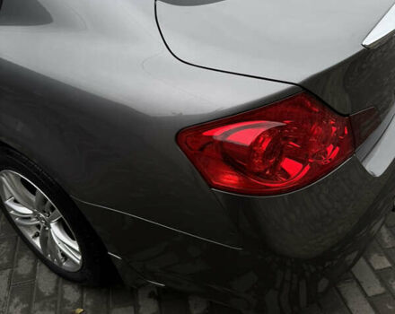 Серый Инфинити G37, объемом двигателя 3.7 л и пробегом 243 тыс. км за 13300 $, фото 17 на Automoto.ua