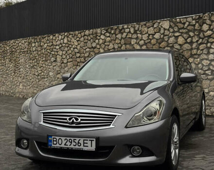 Серый Инфинити G37, объемом двигателя 3.7 л и пробегом 243 тыс. км за 13300 $, фото 2 на Automoto.ua