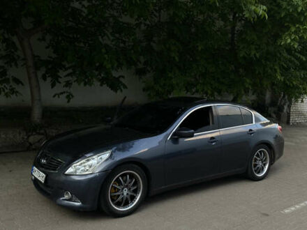 Синий Инфинити G37, объемом двигателя 3.7 л и пробегом 305 тыс. км за 8700 $, фото 1 на Automoto.ua