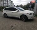 Белый Инфинити JX35, объемом двигателя 3.5 л и пробегом 173 тыс. км за 12500 $, фото 1 на Automoto.ua