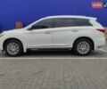 Белый Инфинити JX35, объемом двигателя 3.5 л и пробегом 209 тыс. км за 15900 $, фото 1 на Automoto.ua