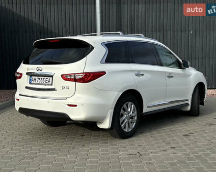 Білий Інфініті JX35, об'ємом двигуна 3.5 л та пробігом 216 тис. км за 11900 $, фото 6 на Automoto.ua