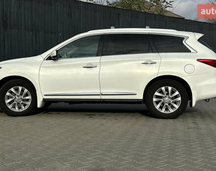 Білий Інфініті JX35, об'ємом двигуна 3.5 л та пробігом 216 тис. км за 11900 $, фото 5 на Automoto.ua