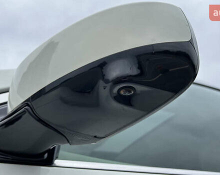 Білий Інфініті JX35, об'ємом двигуна 3.5 л та пробігом 216 тис. км за 11900 $, фото 11 на Automoto.ua