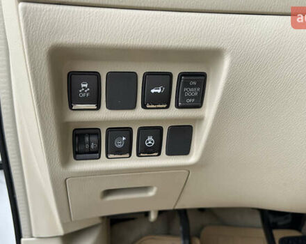 Білий Інфініті JX35, об'ємом двигуна 3.5 л та пробігом 216 тис. км за 11900 $, фото 46 на Automoto.ua