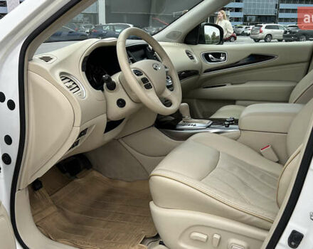 Білий Інфініті JX35, об'ємом двигуна 3.5 л та пробігом 216 тис. км за 11900 $, фото 18 на Automoto.ua