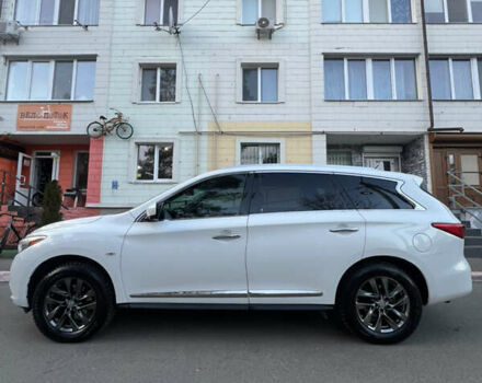 Белый Инфинити JX35, объемом двигателя 3.5 л и пробегом 187 тыс. км за 14700 $, фото 2 на Automoto.ua