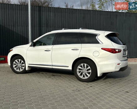 Білий Інфініті JX35, об'ємом двигуна 3.5 л та пробігом 216 тис. км за 11900 $, фото 7 на Automoto.ua