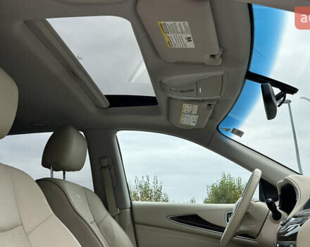 Білий Інфініті JX35, об'ємом двигуна 3.5 л та пробігом 216 тис. км за 11900 $, фото 53 на Automoto.ua