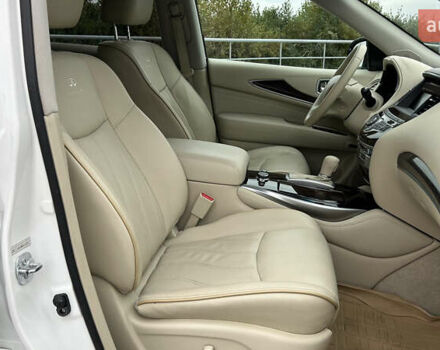 Білий Інфініті JX35, об'ємом двигуна 3.5 л та пробігом 216 тис. км за 11900 $, фото 26 на Automoto.ua