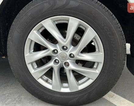 Білий Інфініті JX35, об'ємом двигуна 3.5 л та пробігом 216 тис. км за 11900 $, фото 62 на Automoto.ua