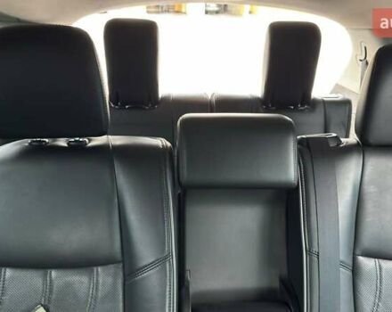 Черный Инфинити JX35, объемом двигателя 3.5 л и пробегом 245 тыс. км за 10700 $, фото 11 на Automoto.ua