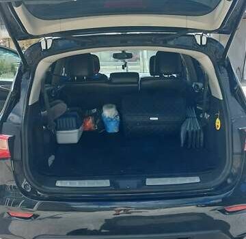 Черный Инфинити JX35, объемом двигателя 3.5 л и пробегом 180 тыс. км за 12500 $, фото 5 на Automoto.ua