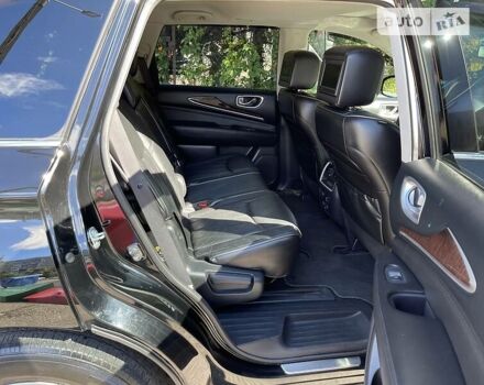 Черный Инфинити JX35, объемом двигателя 3.5 л и пробегом 180 тыс. км за 10900 $, фото 16 на Automoto.ua