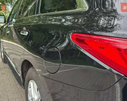 Черный Инфинити JX35, объемом двигателя 3.5 л и пробегом 245 тыс. км за 10700 $, фото 8 на Automoto.ua