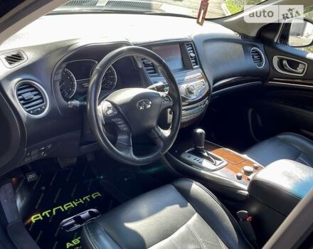 Черный Инфинити JX35, объемом двигателя 3.5 л и пробегом 180 тыс. км за 10900 $, фото 8 на Automoto.ua