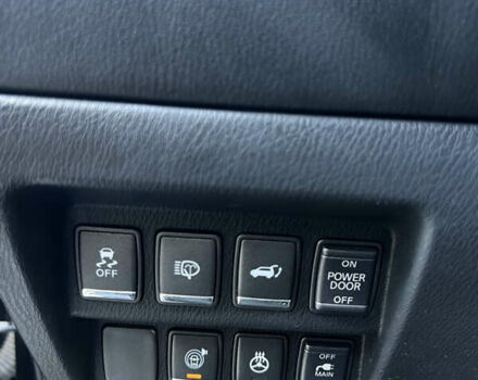 Черный Инфинити JX35, объемом двигателя 3.5 л и пробегом 204 тыс. км за 15700 $, фото 24 на Automoto.ua