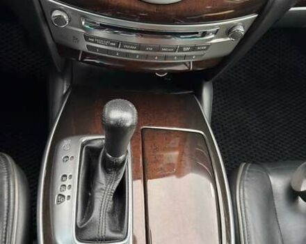 Черный Инфинити JX35, объемом двигателя 3.5 л и пробегом 245 тыс. км за 10700 $, фото 14 на Automoto.ua