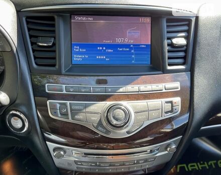 Черный Инфинити JX35, объемом двигателя 3.5 л и пробегом 180 тыс. км за 10900 $, фото 12 на Automoto.ua