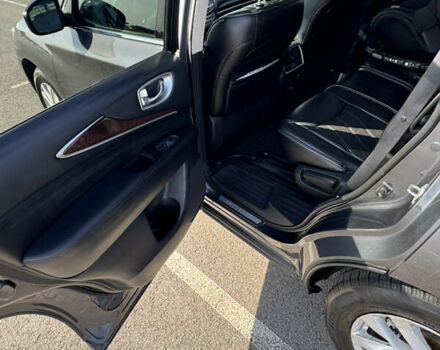 Серый Инфинити JX35, объемом двигателя 3.5 л и пробегом 172 тыс. км за 14500 $, фото 26 на Automoto.ua