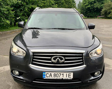 Серый Инфинити JX35, объемом двигателя 3.5 л и пробегом 203 тыс. км за 18500 $, фото 1 на Automoto.ua