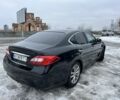 Чорний Інфініті M25, об'ємом двигуна 2.5 л та пробігом 240 тис. км за 9000 $, фото 6 на Automoto.ua