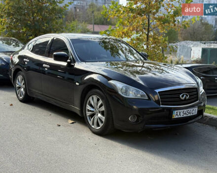 Черный Инфинити M25, объемом двигателя 2.5 л и пробегом 250 тыс. км за 9500 $, фото 1 на Automoto.ua