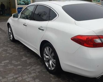 Белый Инфинити M37, объемом двигателя 3.7 л и пробегом 105 тыс. км за 15700 $, фото 8 на Automoto.ua