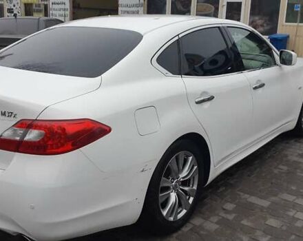 Белый Инфинити M37, объемом двигателя 3.7 л и пробегом 105 тыс. км за 15700 $, фото 7 на Automoto.ua