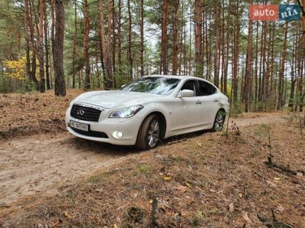 Інфініті M37 2011 у Дніпро (Дніпропетровську) на Automoto.ua Білий Інфініті M37, об'ємом двигуна 3.7 л та пробігом 203 тис. км за 15000 $, фото 1 на Automoto.ua