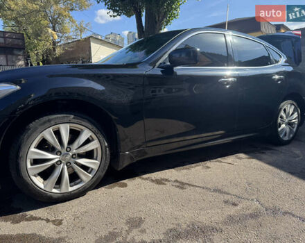 Черный Инфинити M37, объемом двигателя 3.7 л и пробегом 300 тыс. км за 10500 $, фото 22 на Automoto.ua