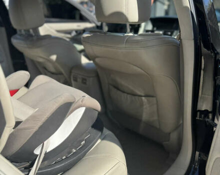 Черный Инфинити M37, объемом двигателя 3.7 л и пробегом 300 тыс. км за 10500 $, фото 4 на Automoto.ua