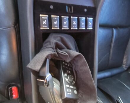 Черный Инфинити M37, объемом двигателя 3.7 л и пробегом 270 тыс. км за 11000 $, фото 6 на Automoto.ua