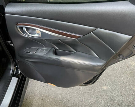 Черный Инфинити M37, объемом двигателя 3.7 л и пробегом 185 тыс. км за 13200 $, фото 12 на Automoto.ua