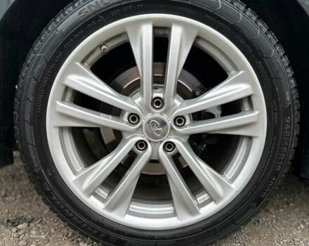 Черный Инфинити Q40, объемом двигателя 3.7 л и пробегом 167 тыс. км за 11800 $, фото 6 на Automoto.ua