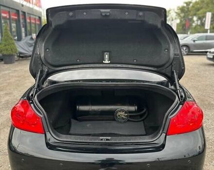 Черный Инфинити Q40, объемом двигателя 3.7 л и пробегом 167 тыс. км за 11800 $, фото 14 на Automoto.ua