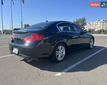 Черный Инфинити Q40, объемом двигателя 3.7 л и пробегом 170 тыс. км за 11650 $, фото 2 на Automoto.ua