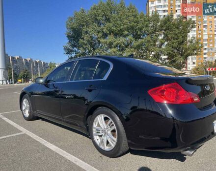 Черный Инфинити Q40, объемом двигателя 3.7 л и пробегом 170 тыс. км за 11650 $, фото 4 на Automoto.ua