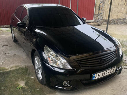 Інфініті Q 40 2014 у Вінниці на Automoto.ua Чорний Інфініті Q 40, об'ємом двигуна 3.7 л та пробігом 139 тис. км за 15000 $, фото 1 на Automoto.ua