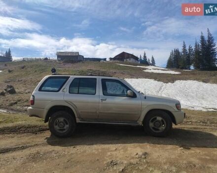 Бежевый Инфинити QX4, объемом двигателя 3.3 л и пробегом 350 тыс. км за 5500 $, фото 1 на Automoto.ua