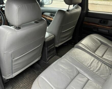 Чорний Інфініті QX4, об'ємом двигуна 3.3 л та пробігом 250 тис. км за 5600 $, фото 6 на Automoto.ua