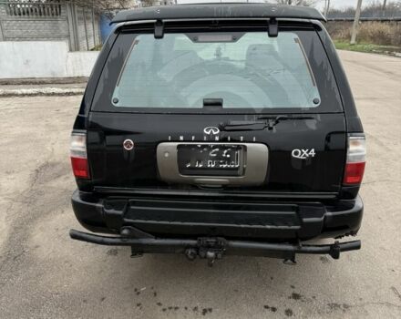 Чорний Інфініті QX4, об'ємом двигуна 3.3 л та пробігом 250 тис. км за 5600 $, фото 4 на Automoto.ua