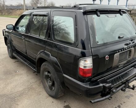 Чорний Інфініті QX4, об'ємом двигуна 3.3 л та пробігом 250 тис. км за 5600 $, фото 3 на Automoto.ua