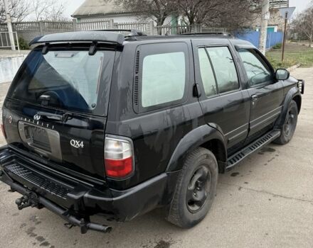 Чорний Інфініті QX4, об'ємом двигуна 3.3 л та пробігом 250 тис. км за 5600 $, фото 2 на Automoto.ua