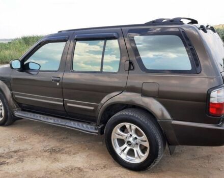 Зелений Інфініті QX4, об'ємом двигуна 3.3 л та пробігом 300 тис. км за 4000 $, фото 2 на Automoto.ua