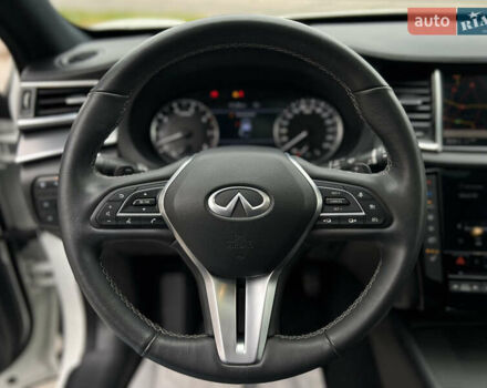 Белый Инфинити QX55, объемом двигателя 2 л и пробегом 33 тыс. км за 34900 $, фото 11 на Automoto.ua