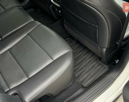 Белый Инфинити QX55, объемом двигателя 2 л и пробегом 33 тыс. км за 34900 $, фото 37 на Automoto.ua