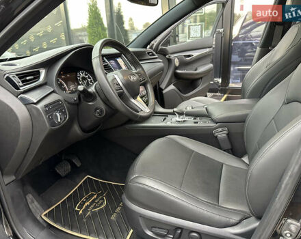 Черный Инфинити QX55, объемом двигателя 2 л и пробегом 65 тыс. км за 32700 $, фото 14 на Automoto.ua