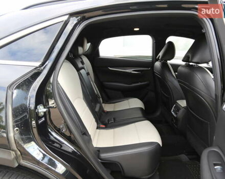 Черный Инфинити QX55, объемом двигателя 2 л и пробегом 116 тыс. км за 33400 $, фото 10 на Automoto.ua