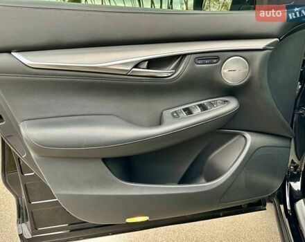 Черный Инфинити QX55, объемом двигателя 2 л и пробегом 67 тыс. км за 31900 $, фото 27 на Automoto.ua